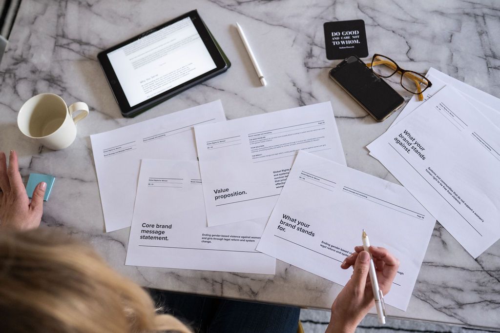 photo of Brianna Pyka and Kellywittman founders of brandraise