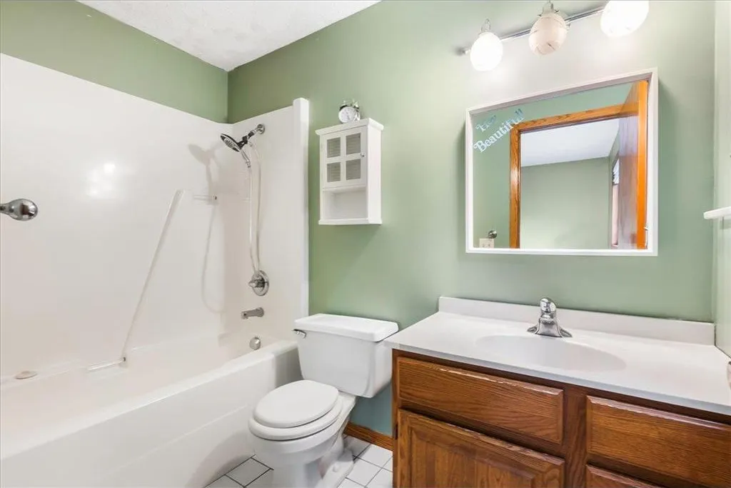 piere barnes realtor