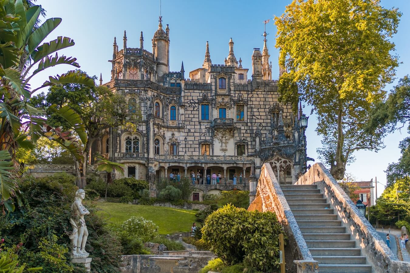 The Qunita da Regalleira estate, just one of the many palaces and castles in Sintra Portugal