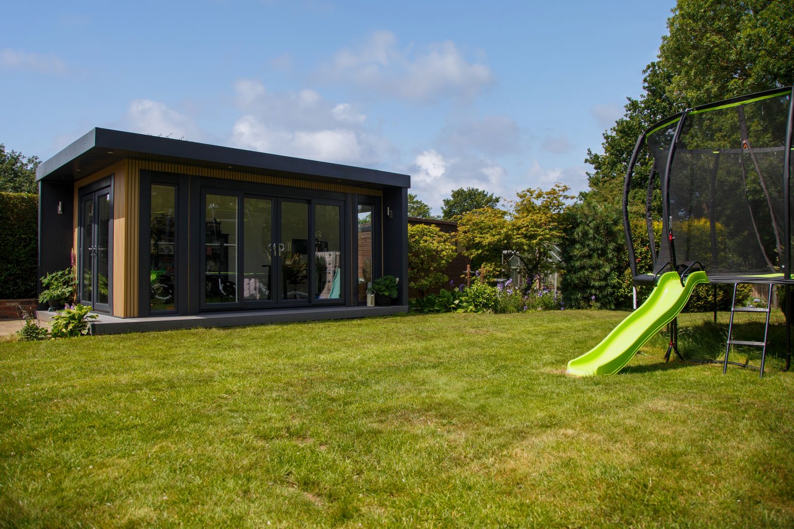 Composite Slat Garden Room