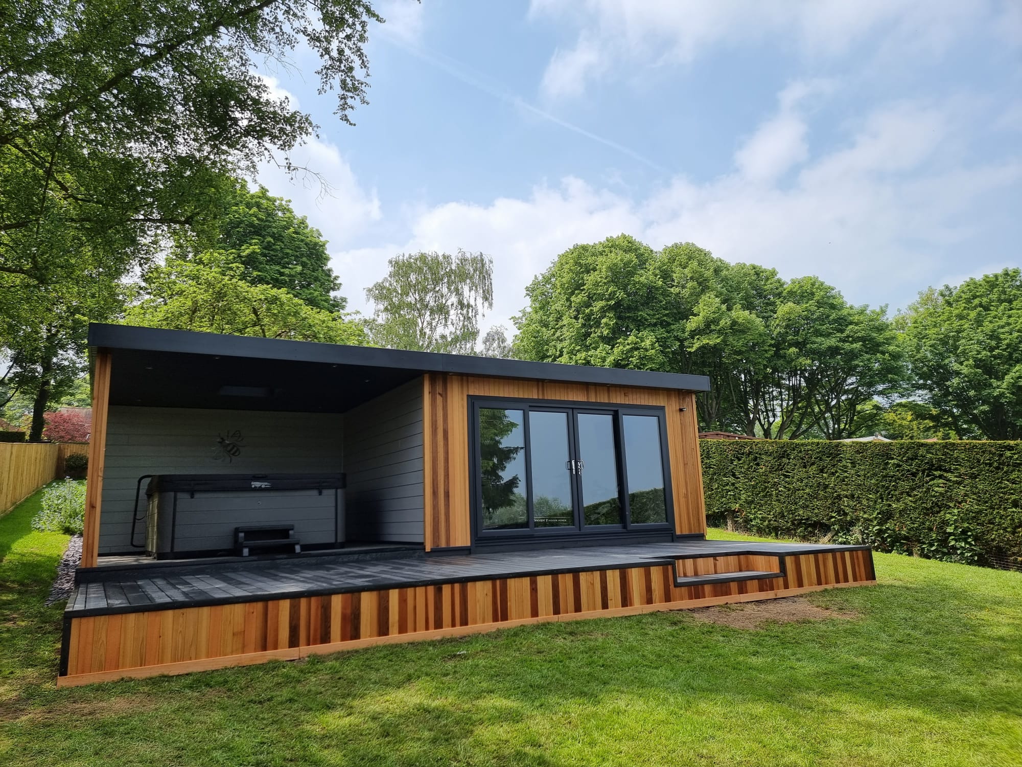 Redwood garden studio by Scotia Cabins