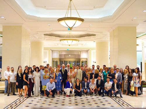 Întâlnire cu Guvernatorul Rotary District 2241, Mihaela Vlad: Ora Guvernatorului în cadrul Cluburilor din București