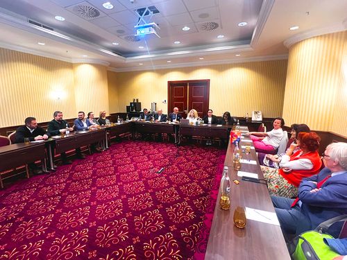 Întâlnirea săptămânală a membrilor clubului nostru, având alături invitați speciali