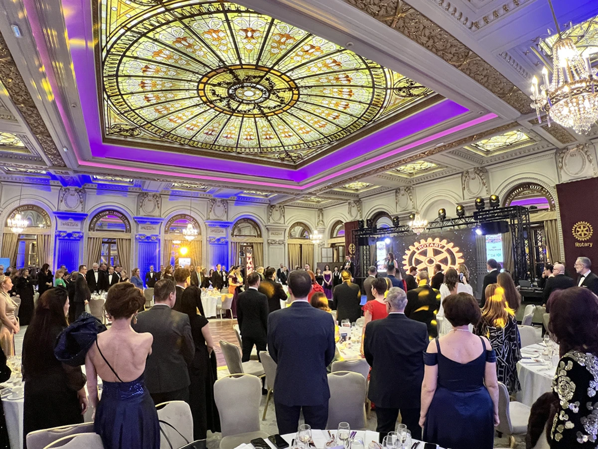 Balul Guvernatorului Rotary: când rafinamentul devine sprijin pentru speranță