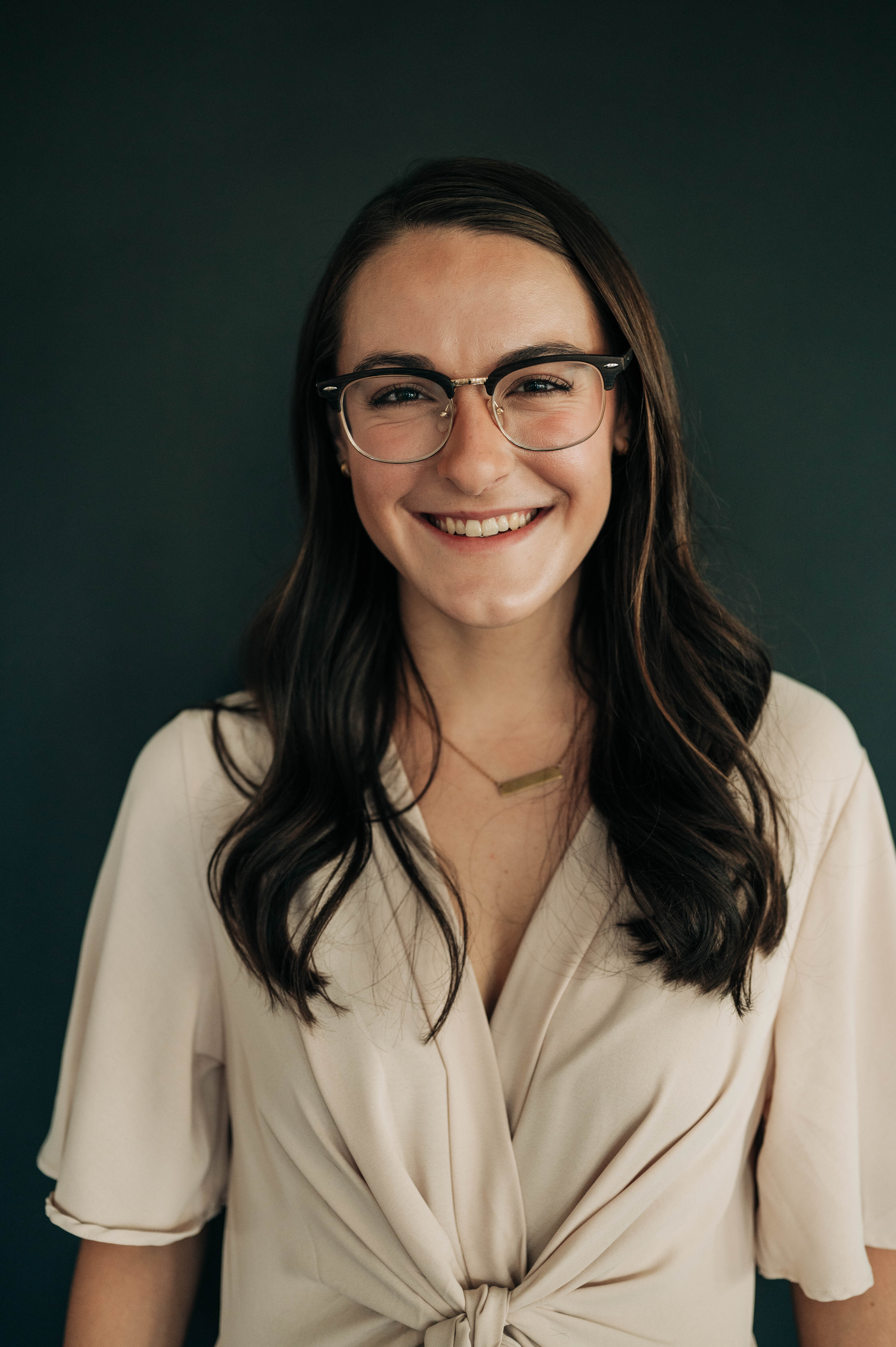 Alyssa Martin, expert vocal instructor and life coach, featured on Outside The Bachs.