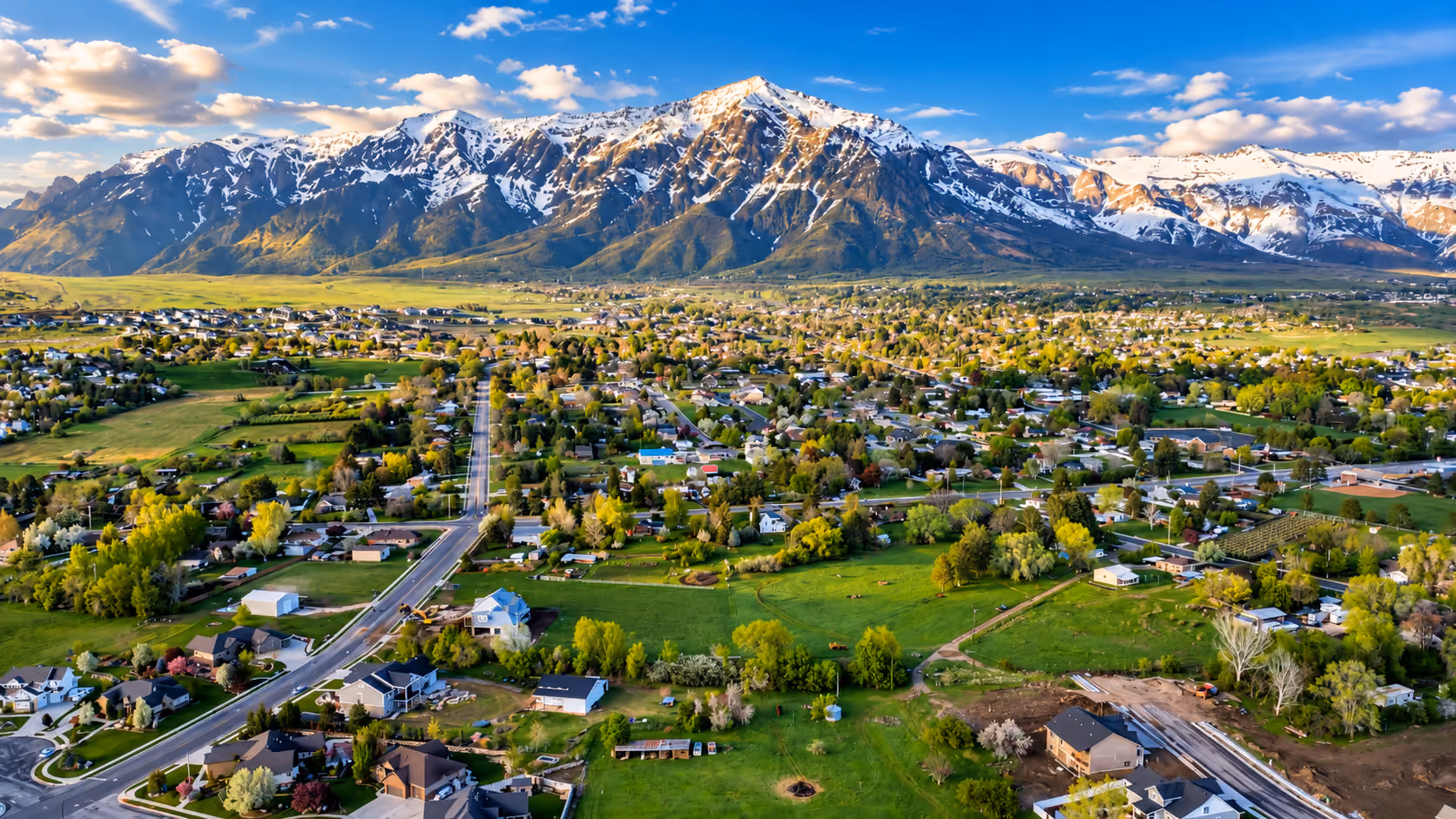 Scenic view of Weber County, Utah with mountain landscape