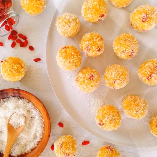 Mango Goji Berry Bites