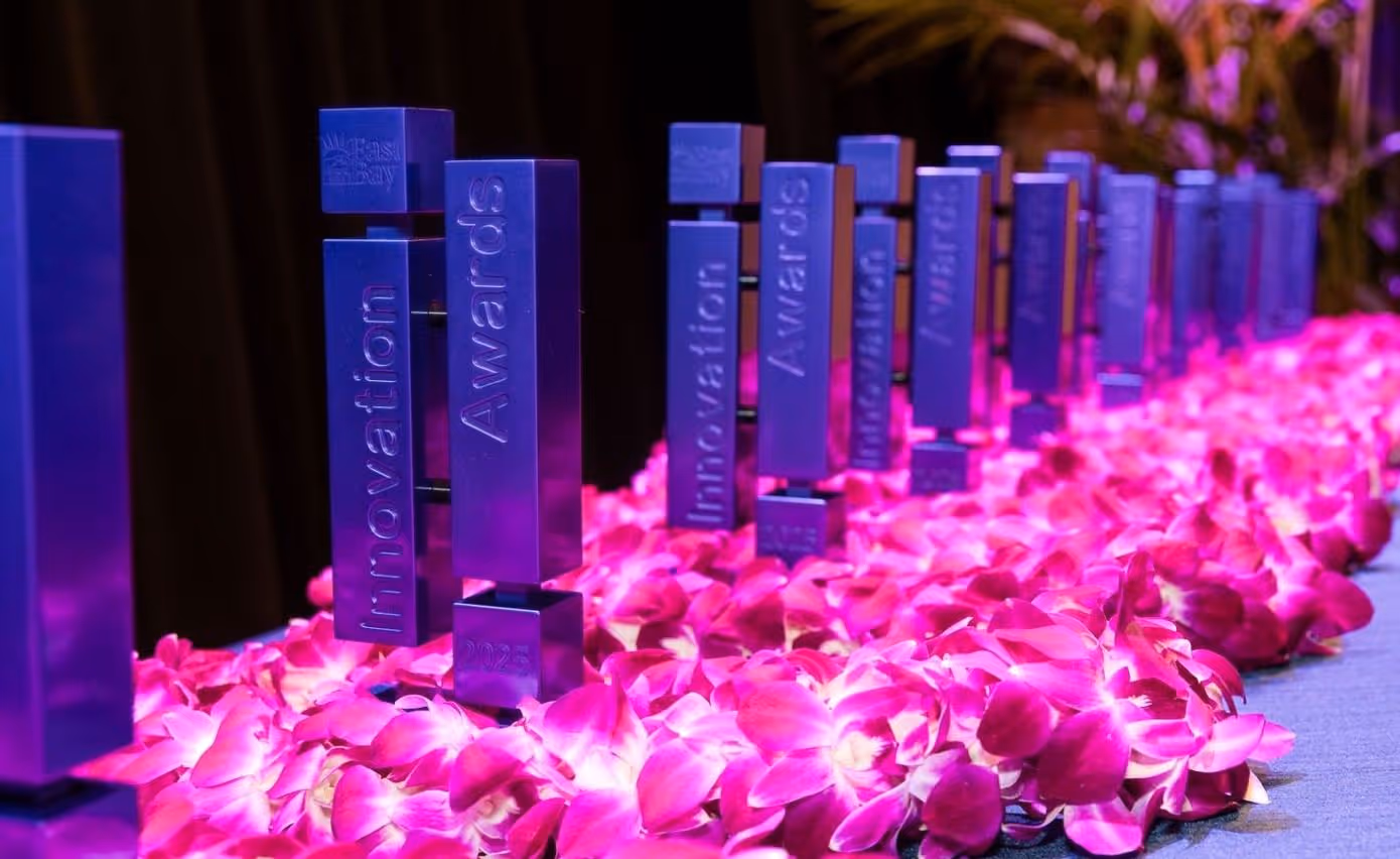 San Leandro Cutting Edge Battery Business Coreshell Wins East Bay Innovation Award