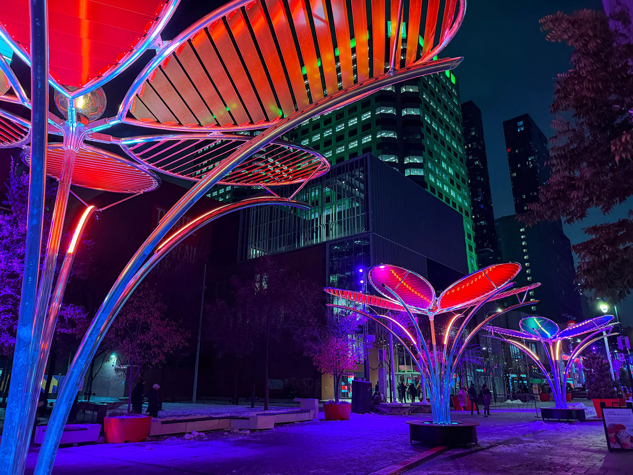 tilt lightart luminaires shadow pop montreal