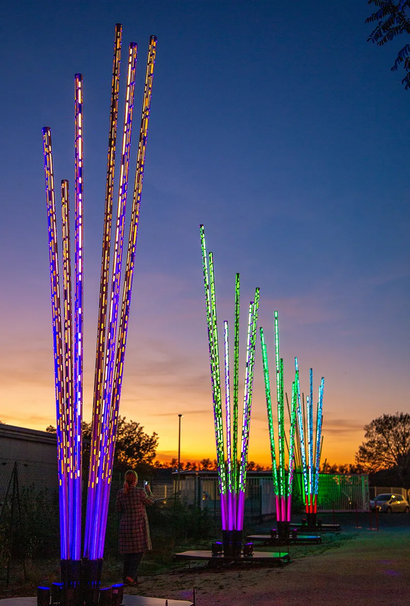 tilt gramina luminaires geants lightart