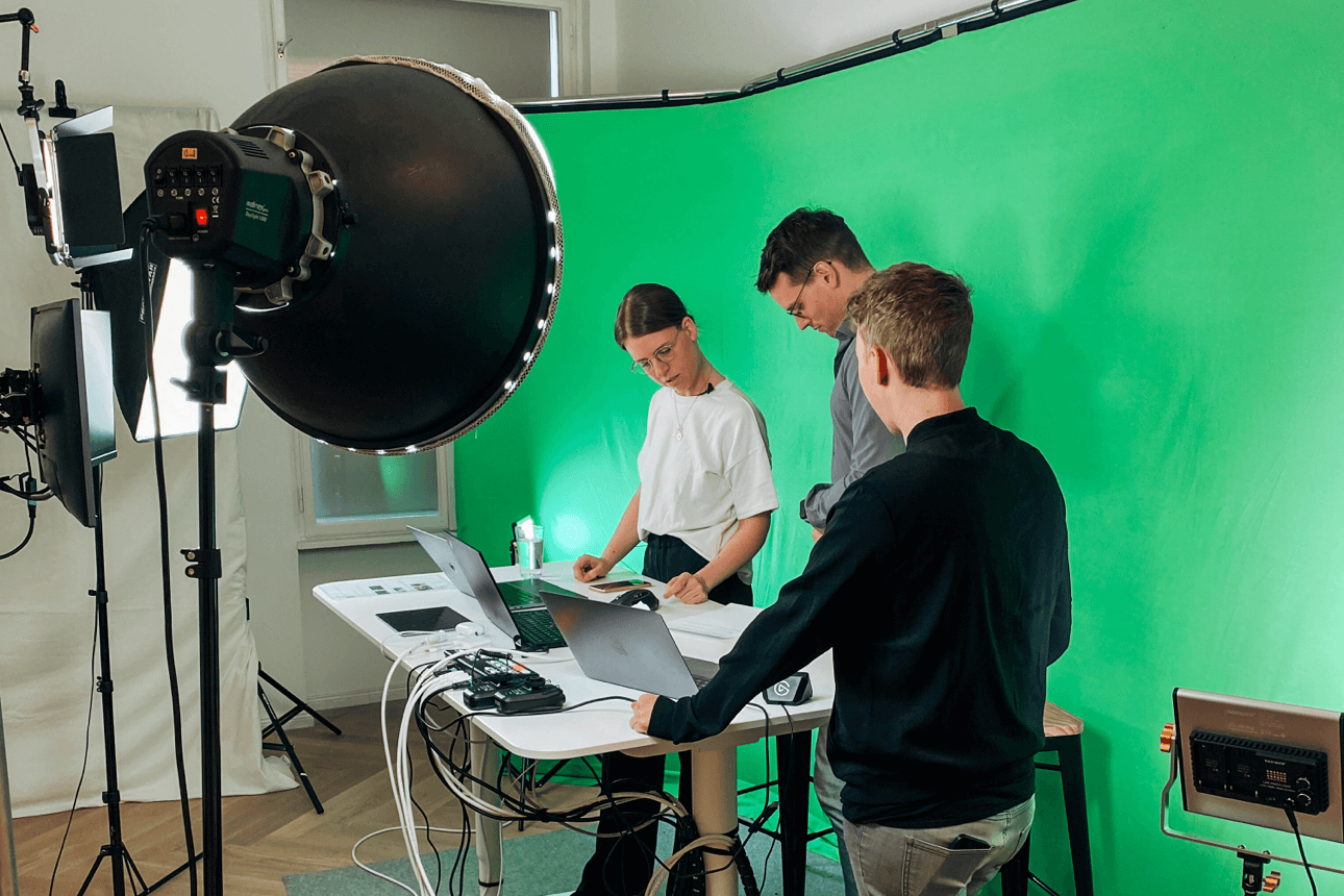 Das digitalwerk Team im digital Studio