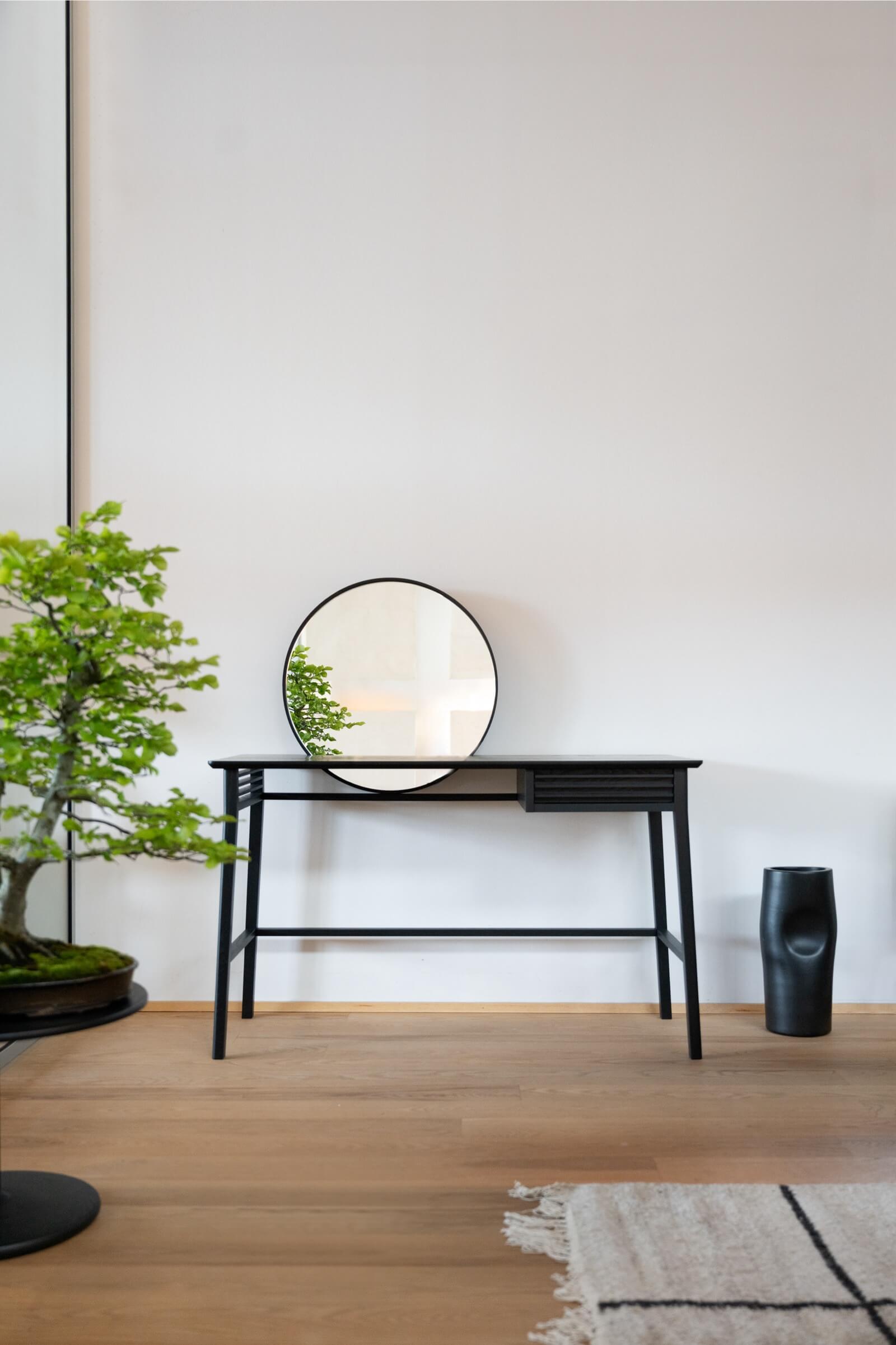 Hinode Dressing Table