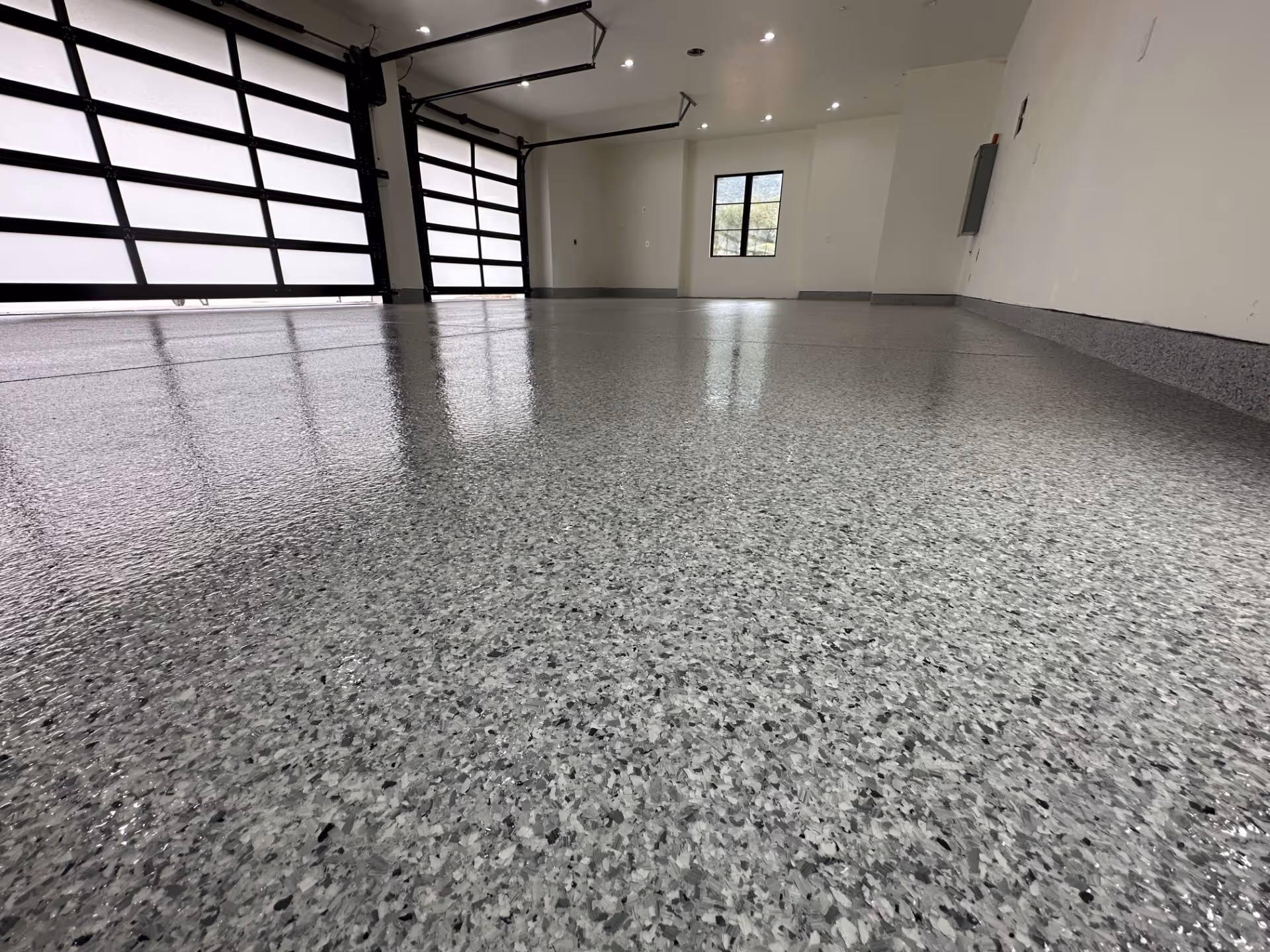 Epoxy flake floor in a commercial space