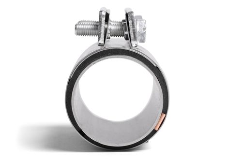 Złączki rurowe do łączenia rur ze stali nierdzewnej.