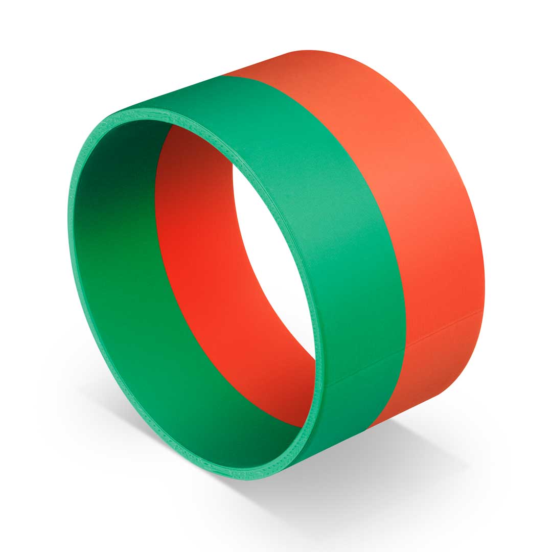 Two-color coding ring in green and orange, for loose attachment to the hose.