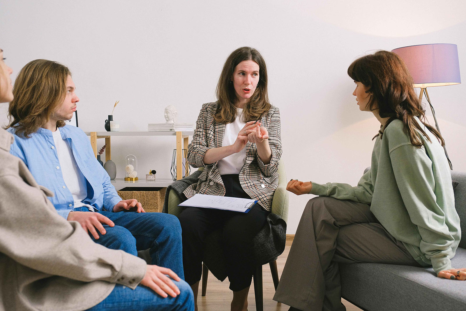 How Does Group Therapy Work (Explained)