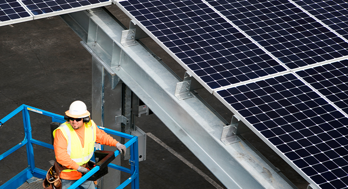 2000’s – Oltmans Starts the Solar Division