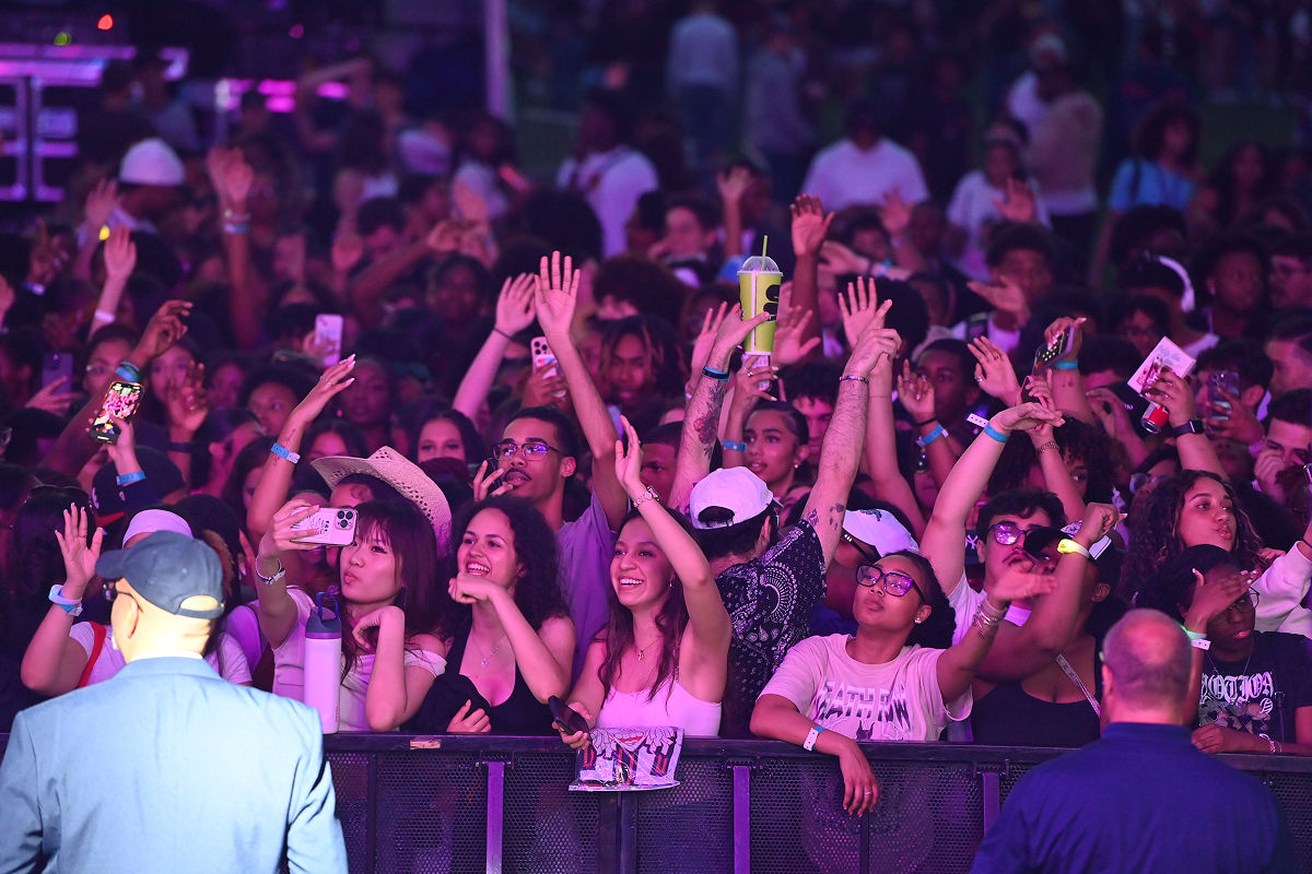 Stormin Loud concert crowd