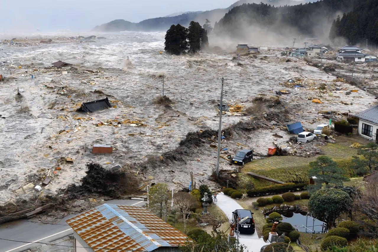 Donate clothes to tsunami and flooding victims