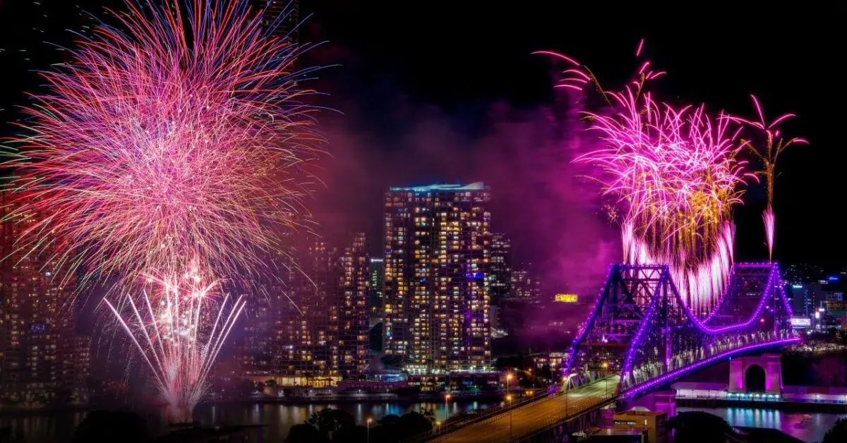 brisbane riverfire