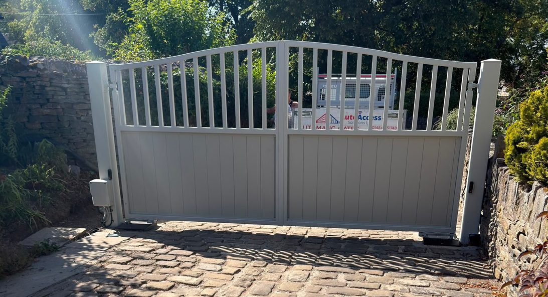 Automatic Gate installed in Oldfield, West Yorkshire