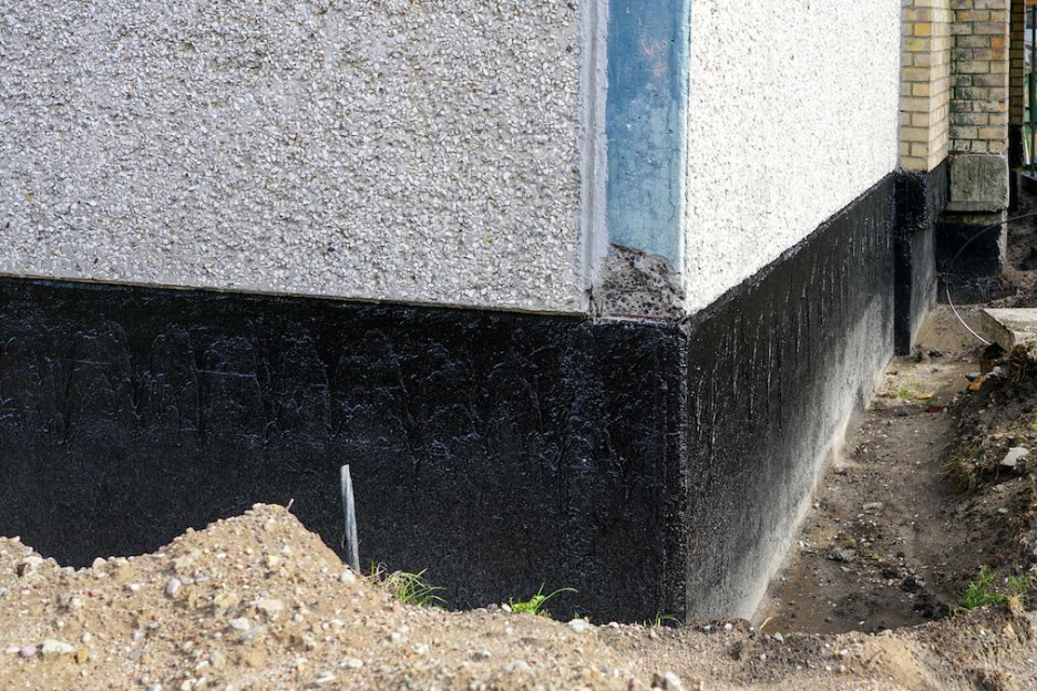 Waterproofing the exterior of a house foundation