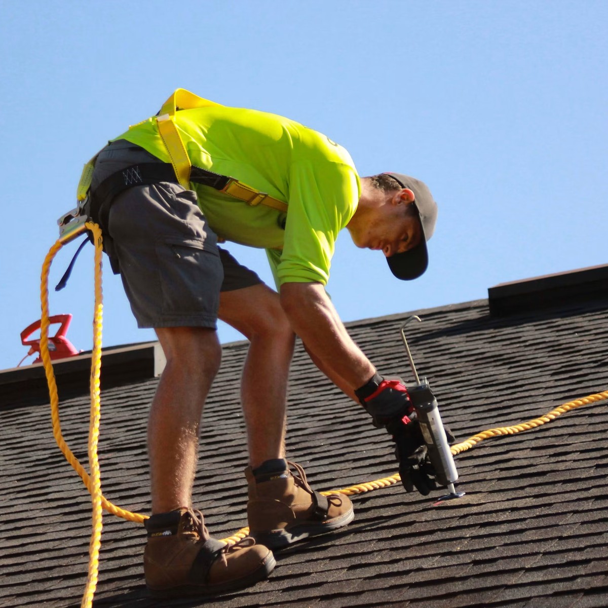 Roofing crew completing roofing repairs in Culpeper, VA