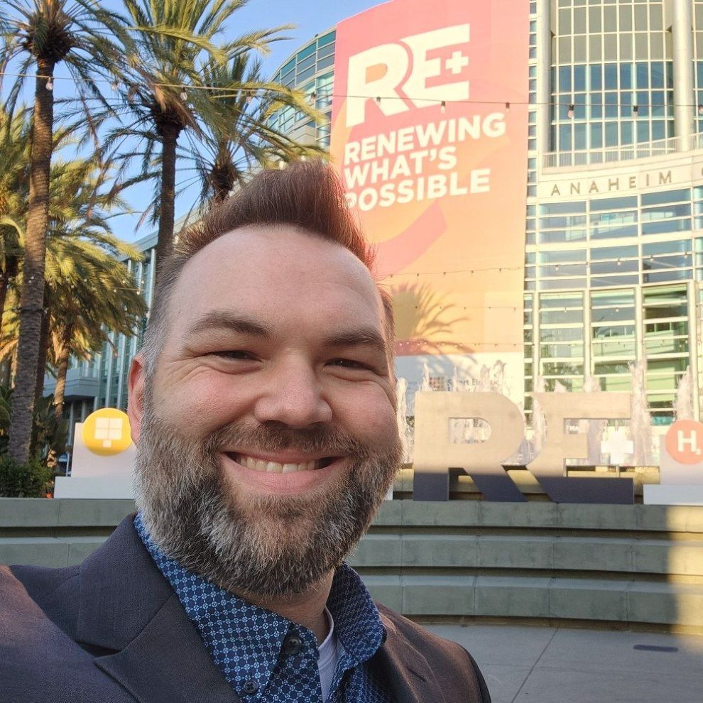 Picture of Justin Mirch, Customer Success Expert at 3E (SynaptiQ)