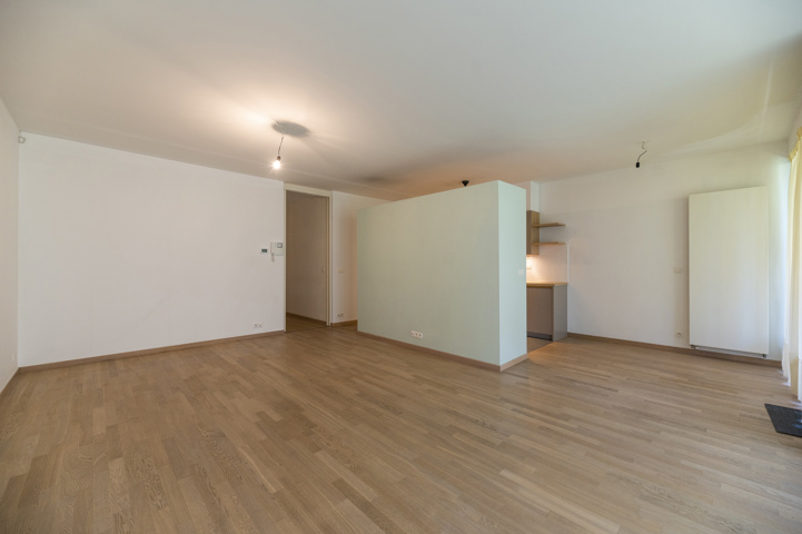 Bel appartement 2 chambres + terrasse