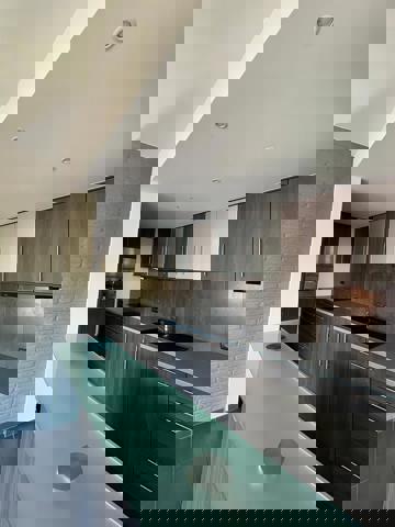 Av. Arthur Dezangré 70