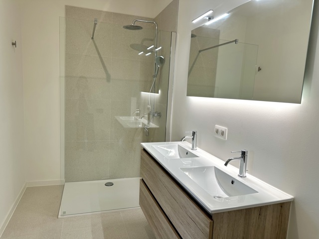 Penthouse meublé 3 chambres – Charges comprises