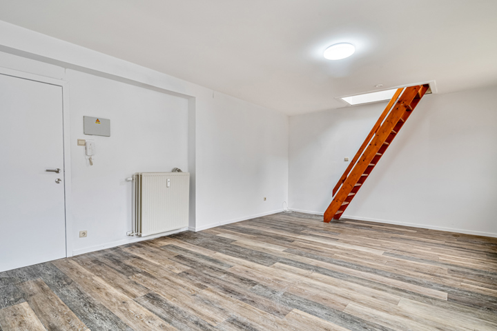 Charmant studio duplex à louer - Alost