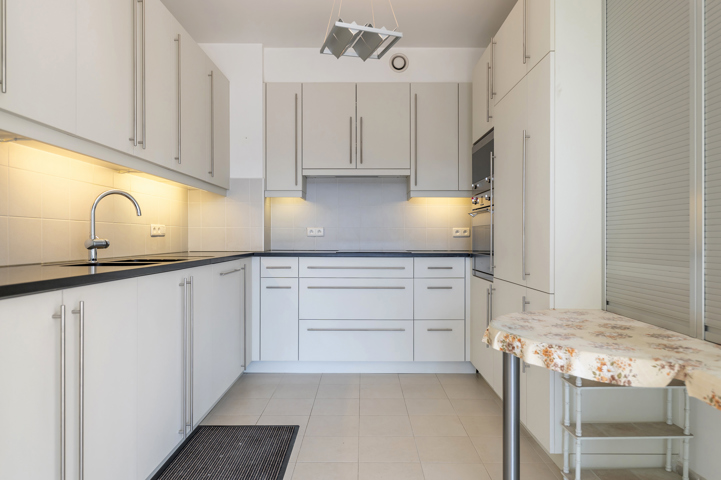 Splendide Appartement 3 Chambres + bureau