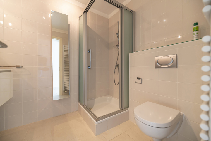 Splendide Appartement 3 Chambres + bureau