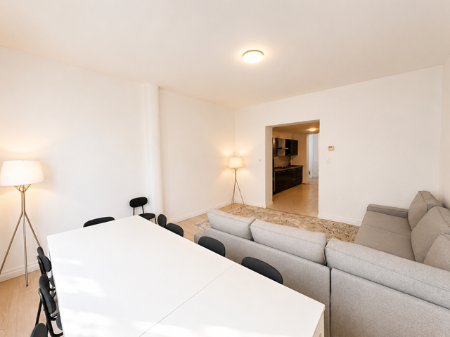 Chambre avec salle de bain en colocation