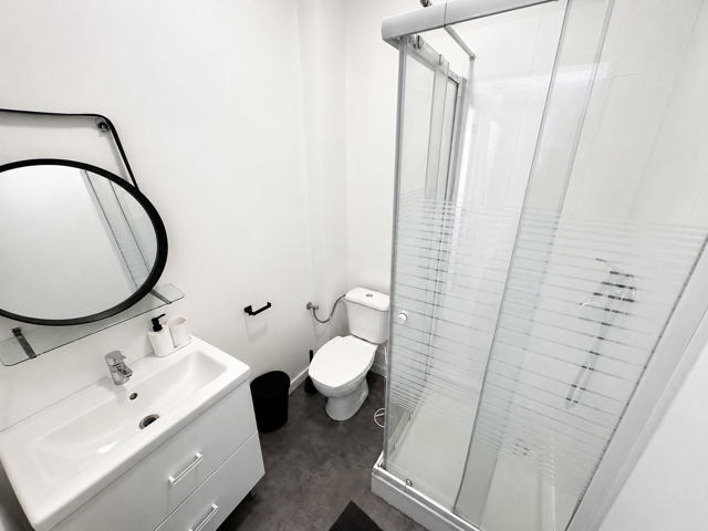 Chambre meublée en colocation