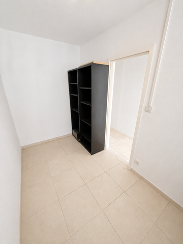 Hertshage 77/16 - Studio lumineux et fonctionnel