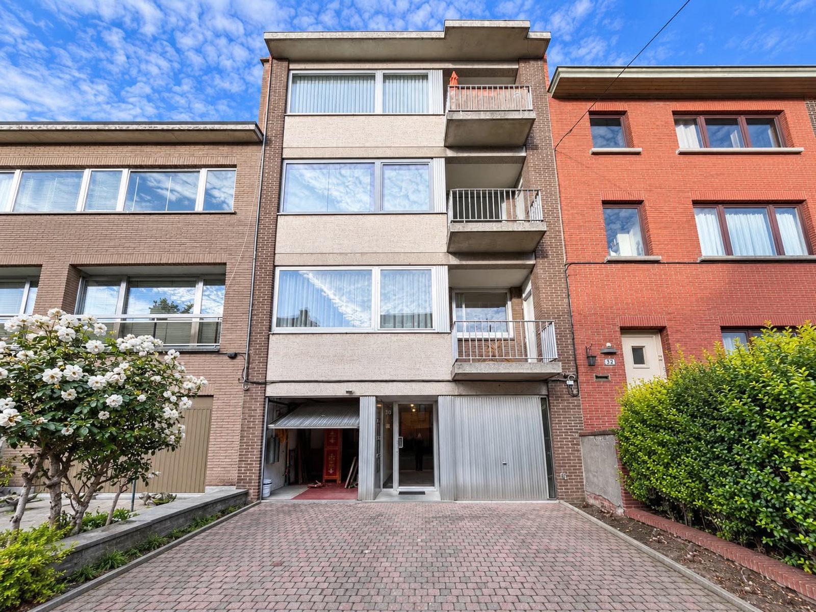 SARRIETTE 30 - Duplex à recomposer - Jardin et garage