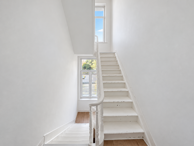Laines 39 - Appartement une chambre meublé