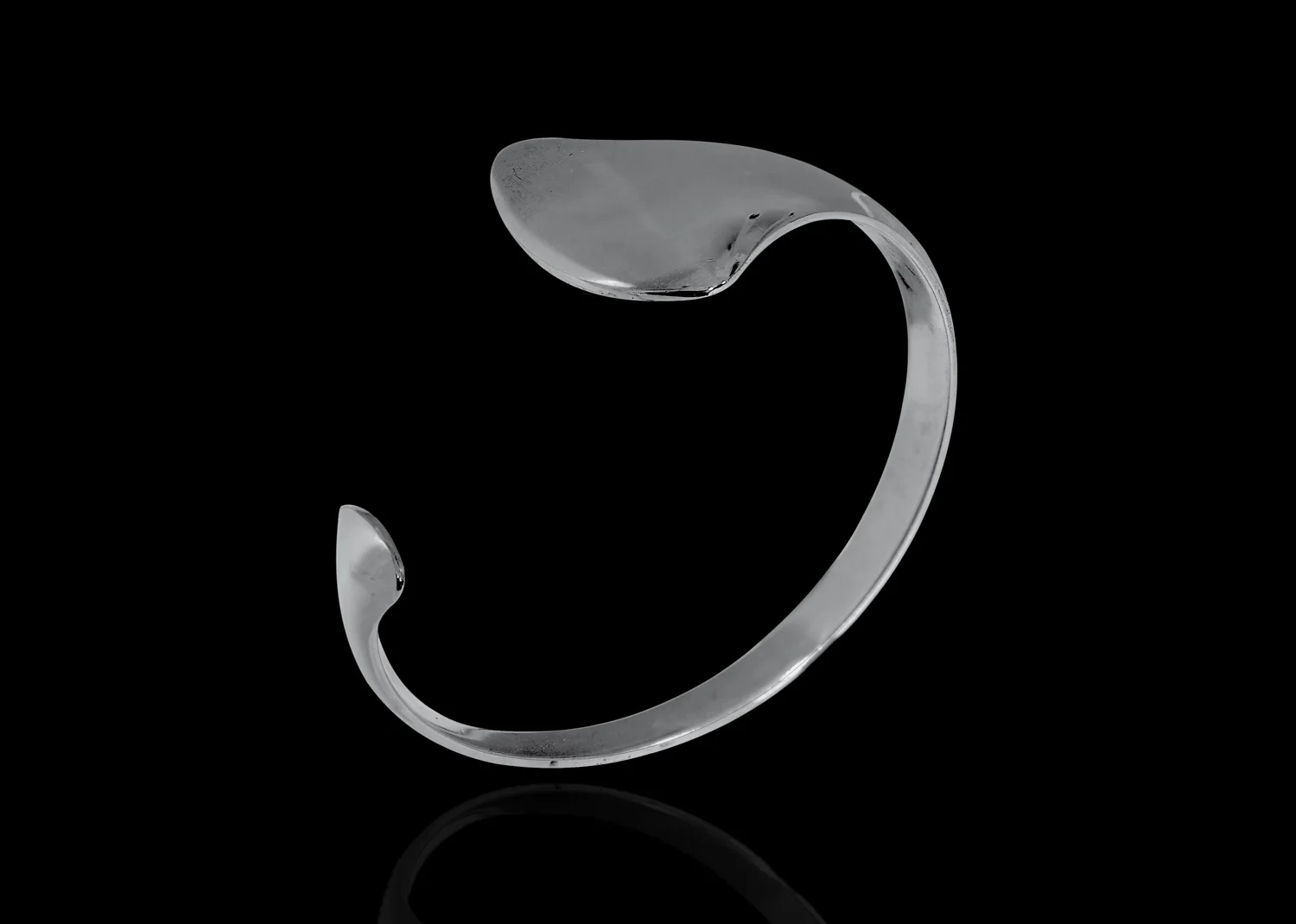Georg Jensen Peak silver cuff