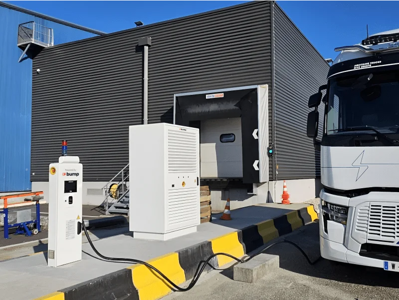 recharge d'un camion renault truck sur une borne Bump