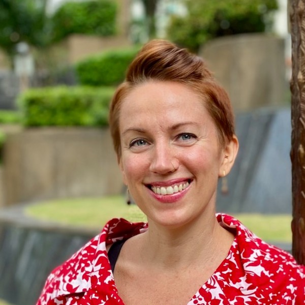 Red Miller, midwife