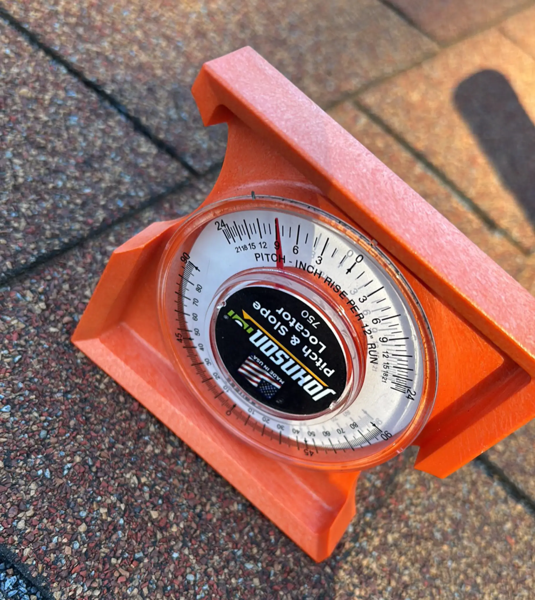 Roof pitch calculator for the roof replacement estiamte.