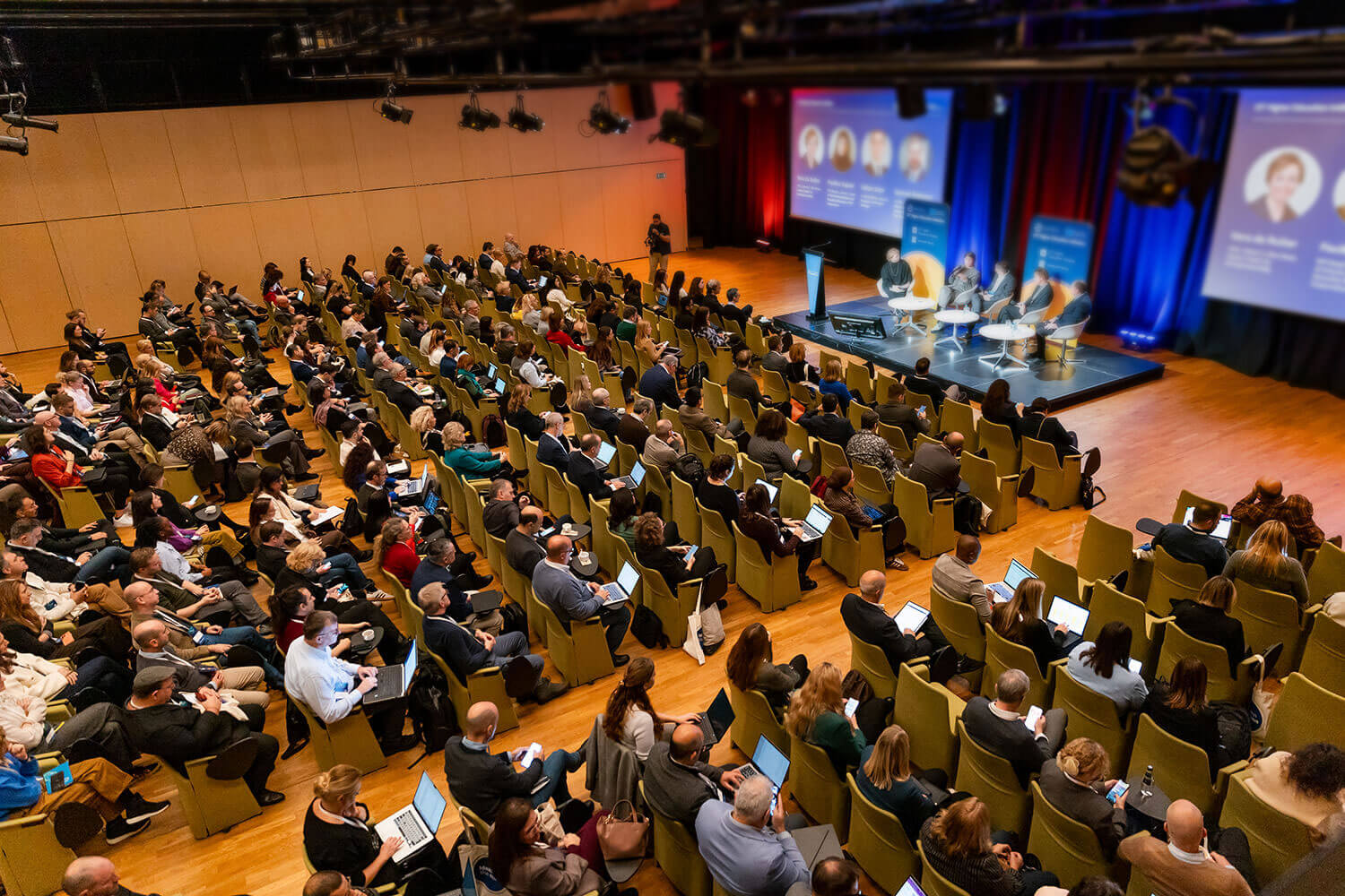 International event by haca.studio event agency