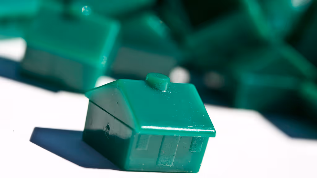 Why You Need To Use a Title Company When Refinancing Your Home