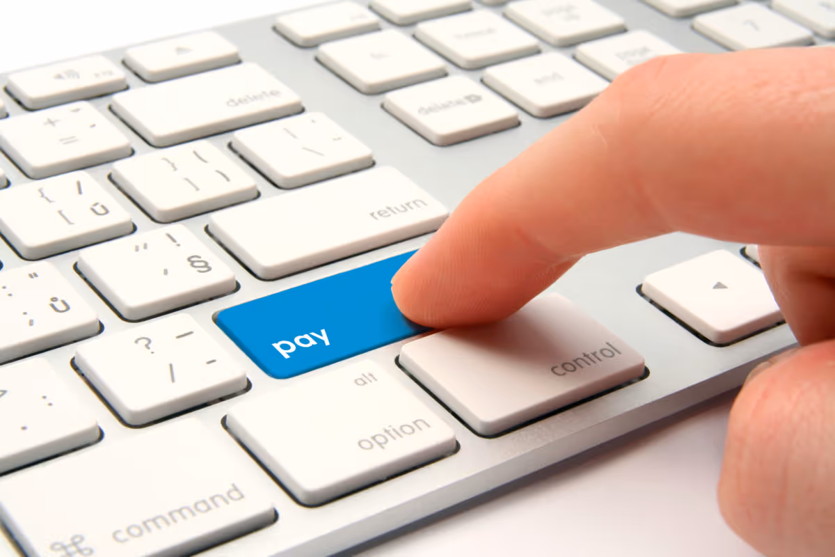 Cashier’s Check vs. Wire Transfer: Which Is Safer for Your Real Estate Closing?