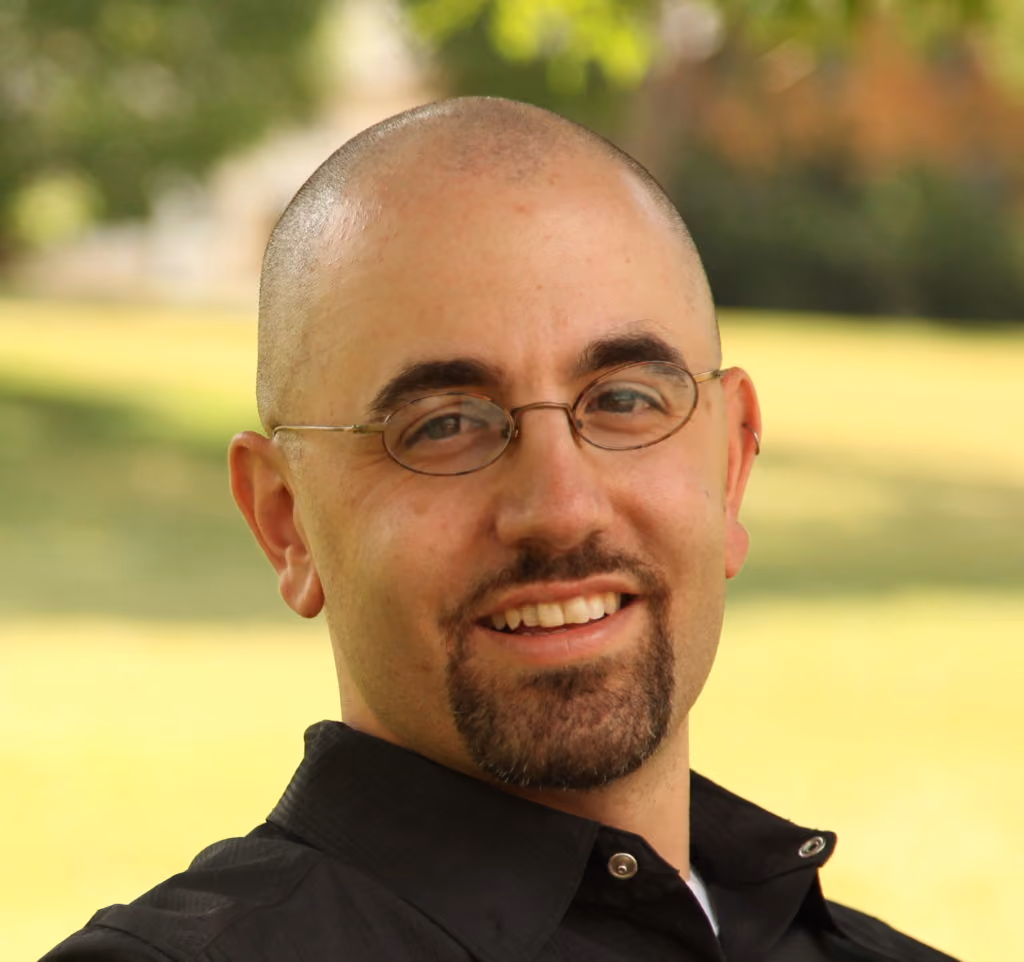 Christopher Peraro, LPC