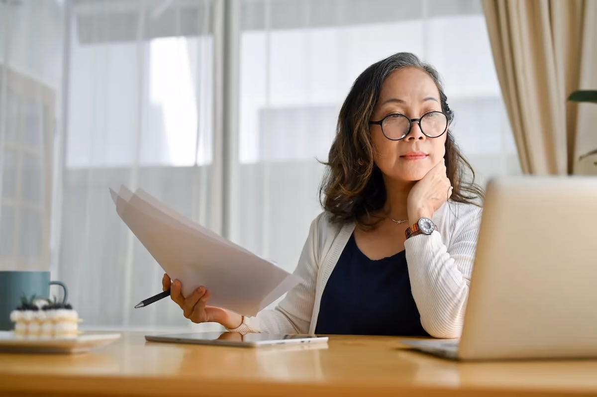 A Therapist’s Guide for Surviving Holiday Stress