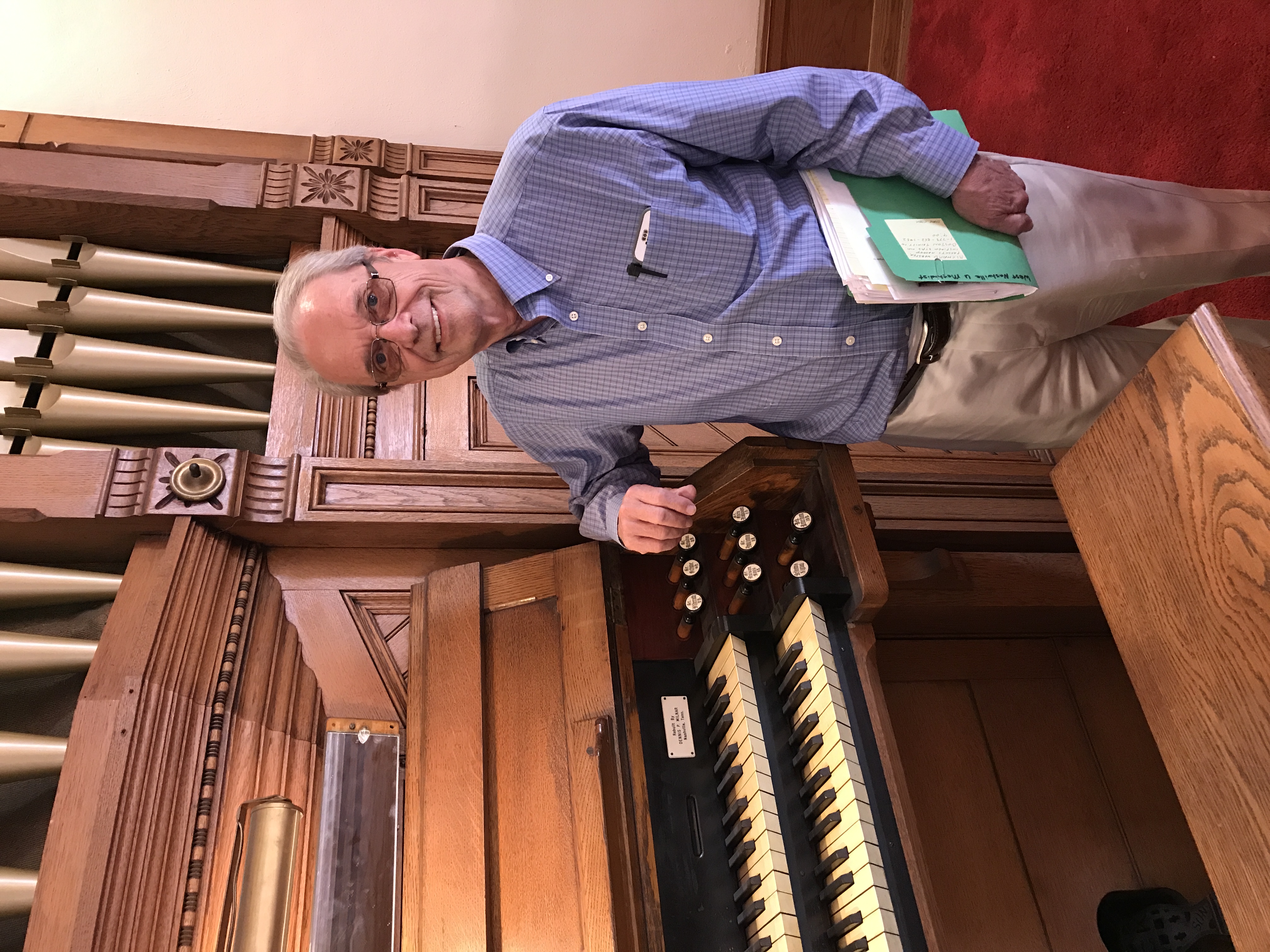 Dennis Milnar pipe organ virtuoso