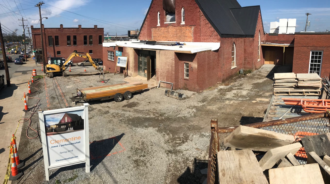 Work turn to the courtyard